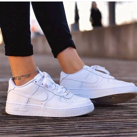 Women's White Air Force 1 Shoes (13) 